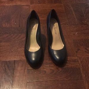 Bella vita black chunky heels